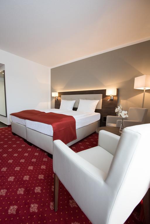 Hotel Novostar Gottingen Exterior photo